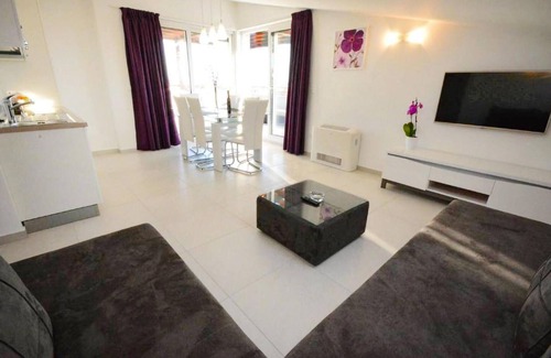 Turanj Apartment | Lovely apartment in Turanj