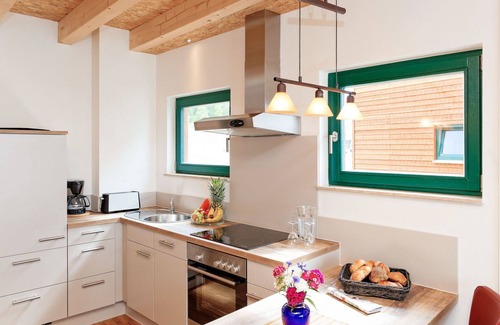 Grossposna House | Lovely apartment in villa for 4 guests with WIFI, TV, balcony and pets allowed