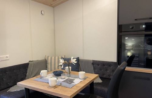 Wemding House | Lovely apartment in villa for 4 guests with WIFI, TV and terrace