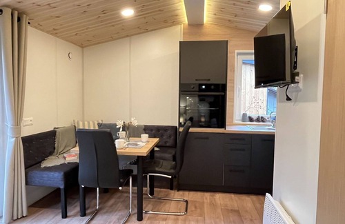 Wemding House | Lovely apartment in villa for 4 guests with WIFI, TV and terrace