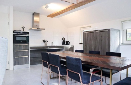 Municipality of Arnhem House | Lovely apartment in villa for 6 guests with pool, WIFI, TV, terrace and parking