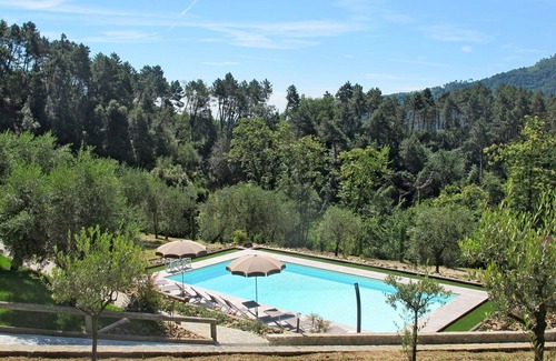 San Martino in Freddana Villa | Lovely apartment in villa for 12 people with private pool, A/C, WIFI, TV, terrace and pets allowed