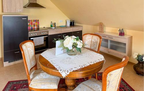 Wismar Apartment | Lovely Apartment In Wismar With Wifi