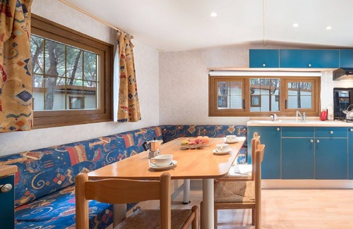 Sistiana House | Lovely apartment in villa for 4 people with A/C, WIFI, pool, TV, patio and pets allowed