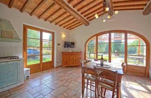 Simignano Apartment | Lovely apartment for 4 guests with pool, WIFI, TV, patio, pets allowed and panoramic view