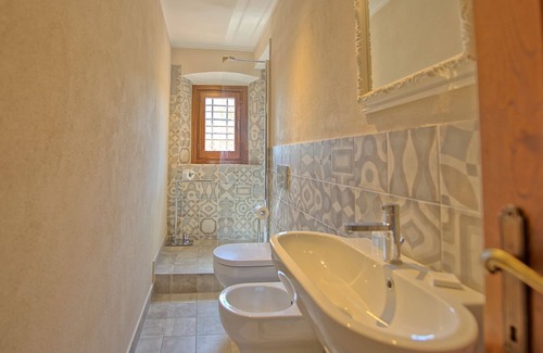 Montespertoli Other | Lovely apartment for 2 guests with pool, A/C, WIFI and panoramic view