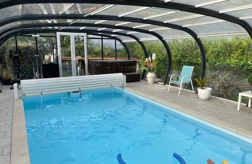 Romagnat Apartment | Lovely apartment to rent with sheltered pool in Auvergne near the Puys mountains
