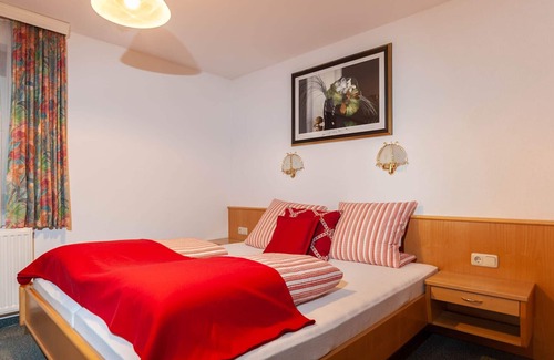 Kappl Villa | Lovely Apartment with Infrared Sauna in Kappl