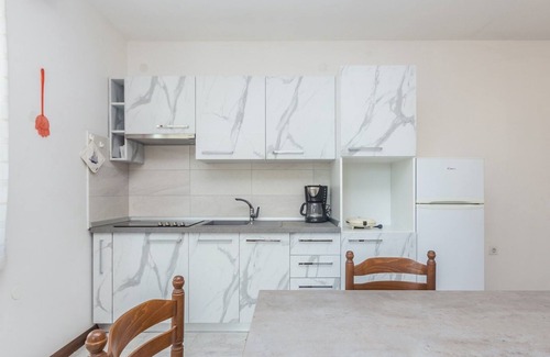 Nerezine Apartment | Lovely apartment ZOE with large terrace and own grill 300m from the beach