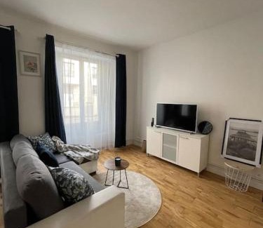 Bourg-la-Reine Apartment | Lovely bright apartment near Paris - Bercy - Orly - Rungis