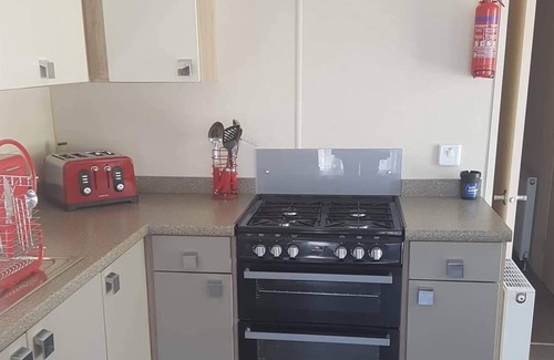 New Forest District House | lovely caravan sleeps 8