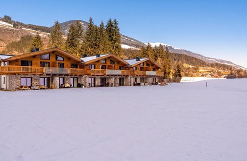 Eben im Pongau Ski Chalet | Lovely chalet with a private sauna near Flachau