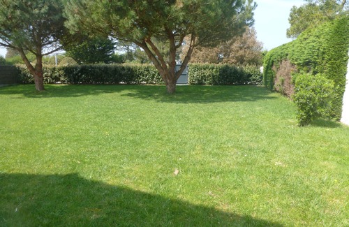 Noirmoutier-en-l'Ile House | Lovely, comfortable house built in 2010, 200m from the beach, 8 bikes and free wifi.