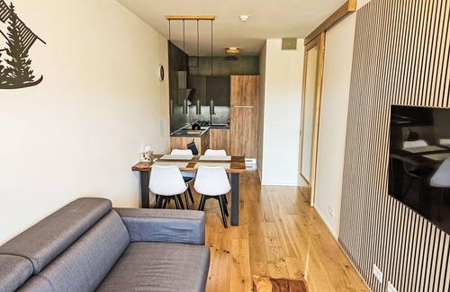 Janske Lazne Apartment | Lovely apartment for 4 guests with WIFI, TV, balcony and panoramic view