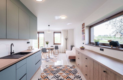 Cerny Dul Apartment | Lovely apartment for 4 guests with WIFI, TV and terrace
