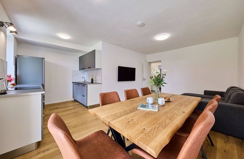 Svoboda nad Upou Apartment | Lovely apartment for 4 guests with WIFI, TV, terrace and pets allowed