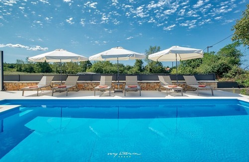 Labinci Villa | Lovely family villa with private pool near Porec