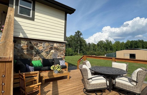 Siler City Cabin | Lovely Farm Cabin Experience