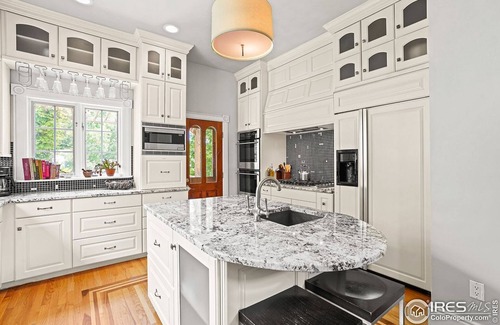 Longmont Other | Lovely Farmhouse Retreat, close to Boulder and Rocky Mountain National Park