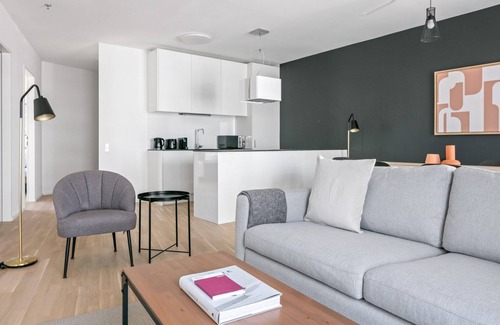Favoriten Apartment | Lovely Favoriten 3BR w/Roof, Gym & Lounge, 1min to HBF, by Blueground