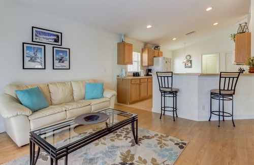 Biggar House | Lovely Getaway in Danforth Lakes with Private Pool and Tree-Lined Lanai