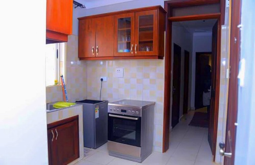 Kampala House | Lovely green vue apt