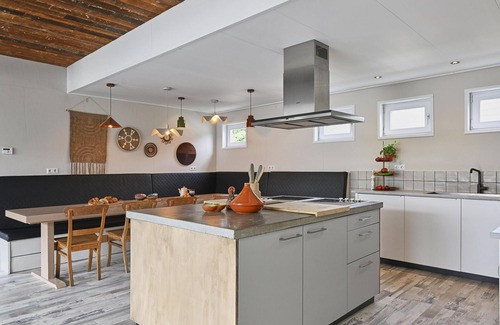 Sint-Annaland House | Lovely group home with garden in Zeeland