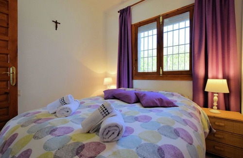 Almogia House | Lovely Holiday Home with Private Swimming Pool in Almogía