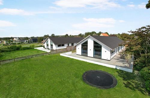 Vibæk Strand House | Lovely Holiday Home With Sea View And Activity Room