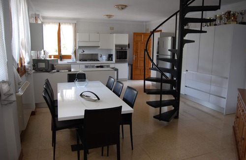 Portocolom Ski Chalet | Lovely holiday villa in the unspoilt, scenic coastal port of Portocolom.