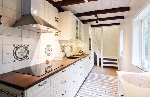 Algaras House | Lovely home in älgarås with kitchen