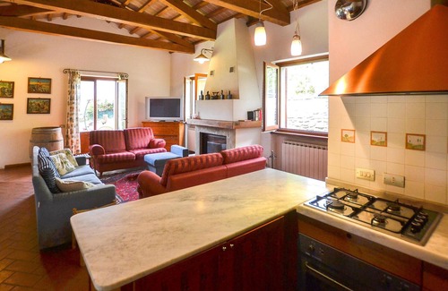 Molin Bianco-pian D'uscianom House | Lovely home in Arezzo with WiFi