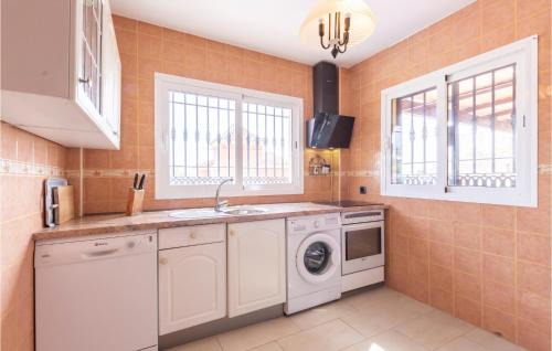 Torrequebrada House | Lovely Home In Benalmádena