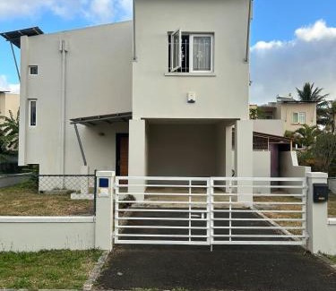 Midlands House | Lovely home in Ebene with beautiful views