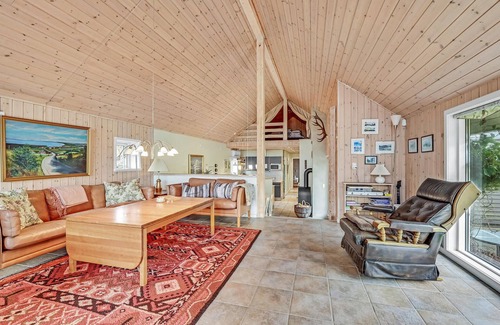 Ordrup House | Lovely home in Fårevejle with WiFi