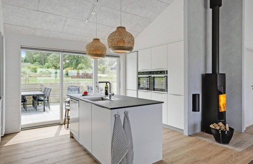 Bønnerup Strand House | Lovely home in Glesborg with sauna