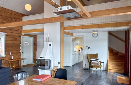 Granna House | Lovely home in Gränna with lake view