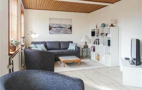Snogebaek House | Lovely Home In Nexø With Wifi