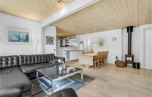 Jegum House | Lovely Home In Oksbl With Wifi