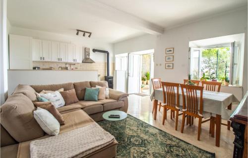 Orasac House | Lovely Home In Orasac With Wifi