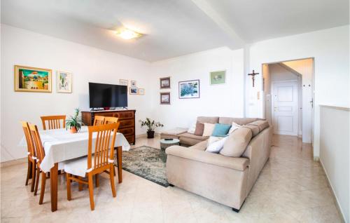 Orasac House | Lovely Home In Orasac With Wifi