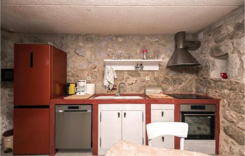Podbablje House | Lovely Home In Podbablje Gornje