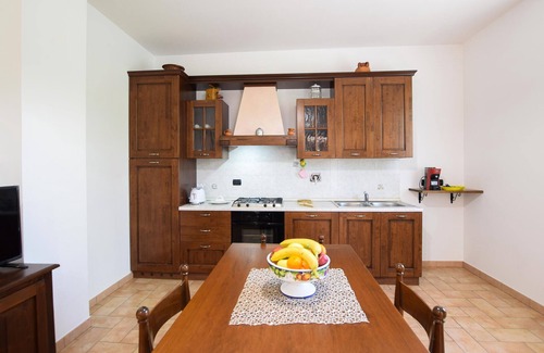 Todi House | Lovely home in Porchiano with kitchen