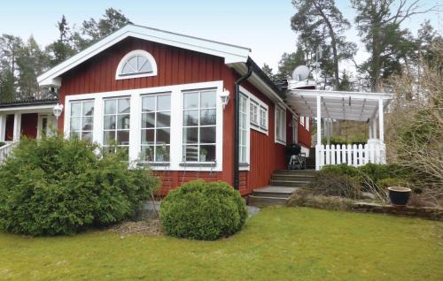 Nacka Municipality House | Lovely Home In Saltsjö-Boo With Sauna