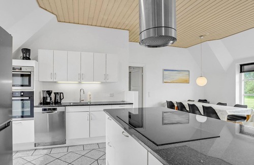 Øby House | Lovely home in Ulfborg with sauna