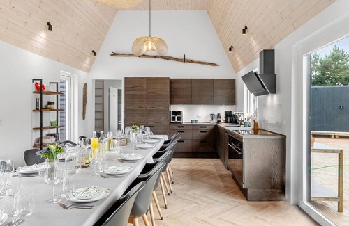 Vaeggerlose House | Lovely home in Væggerløse with sauna
