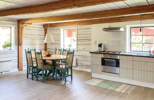 Hok House | Lovely home in Vaggeryd with kitchen