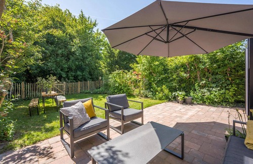 Warmenhuizen House | Lovely home in Warmenhuizen with WiFi