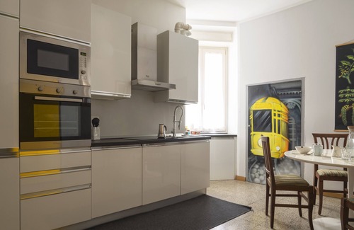 Carrobbio Apartment | Lovely home just few steps away from Duomo, San Lorenzo Apartment Milan