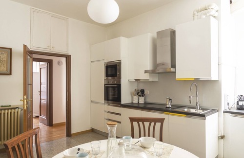 Carrobbio Apartment | Lovely home just few steps away from Duomo, San Lorenzo Apartment Milan
